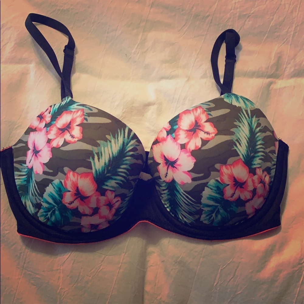 Victoria Secret bra